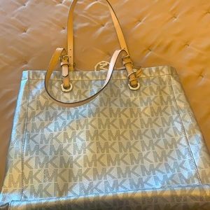 Michael Kors  Authentic, stylish tote! Never carried! Mint condition!